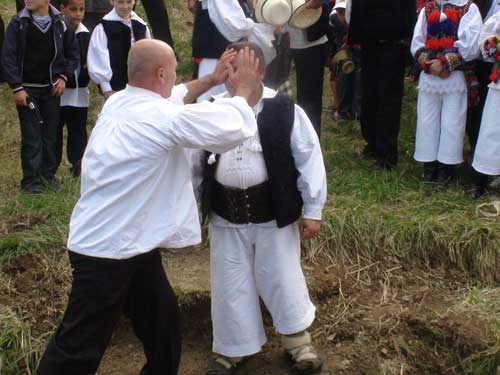 Foto Tanjaua Hoteni 2011 (c) eMaramures.ro